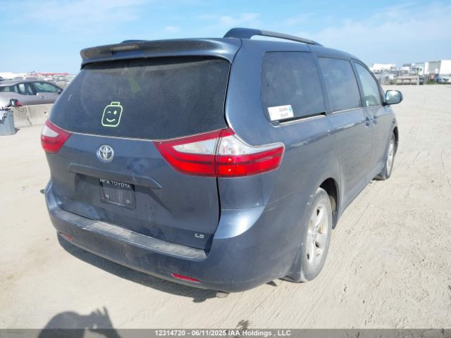 5TDKK3DC0FS645231 Toyota SIENNA LE