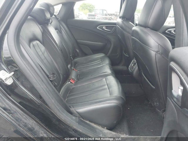 1C3CCCCG2FN707390 Chrysler 200