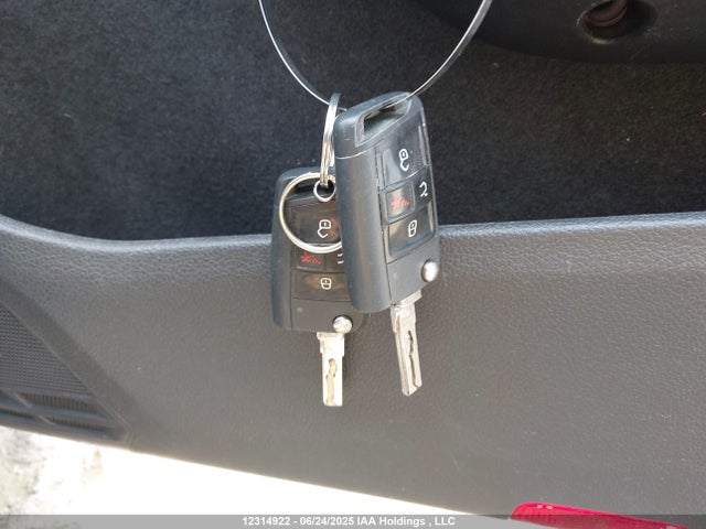 3VW117AU5FM067983 Volkswagen Golf