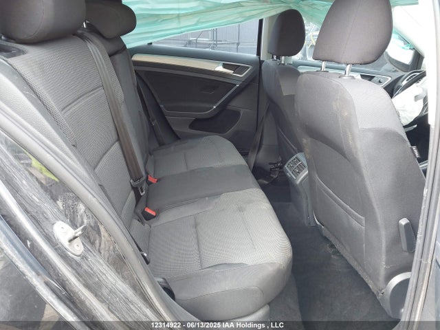 3VW117AU5FM067983 Volkswagen Golf