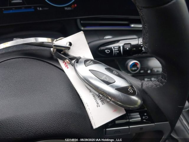 KMHLN4DG3RU706667 Hyundai Elantra Luxury