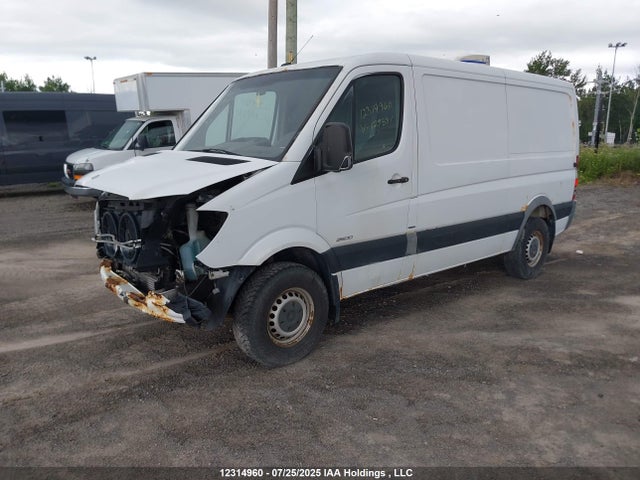 Mercedes-Benz 2015 2015 WD3BE7DC8FP129881 Image 2