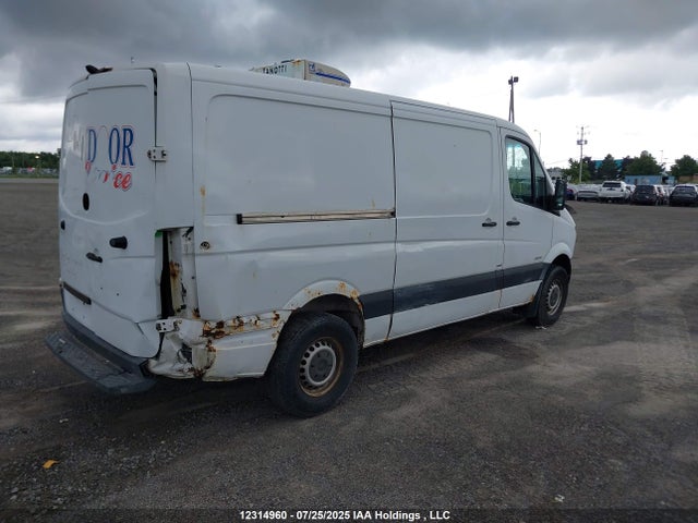 Mercedes-Benz 2015 2015 WD3BE7DC8FP129881 Image 4