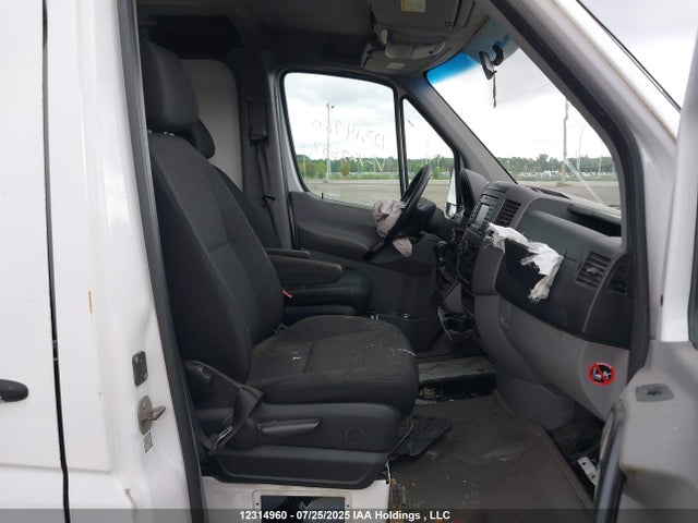 Mercedes-Benz 2015 2015 WD3BE7DC8FP129881 Image 5