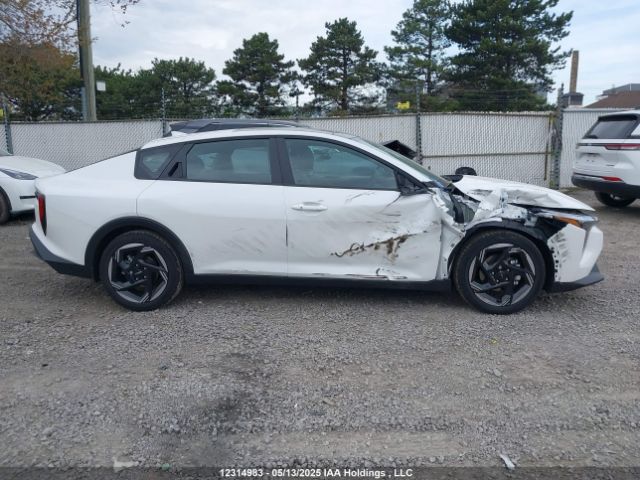3KPFU4DE3SE113897 KIA k4