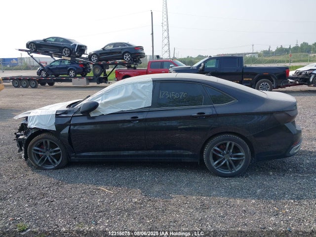 3VWE57BU7KM137028 Volkswagen 1.8 tsi