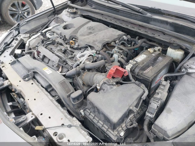 4T1B61HK6JU096421 Toyota CAMRY XSE