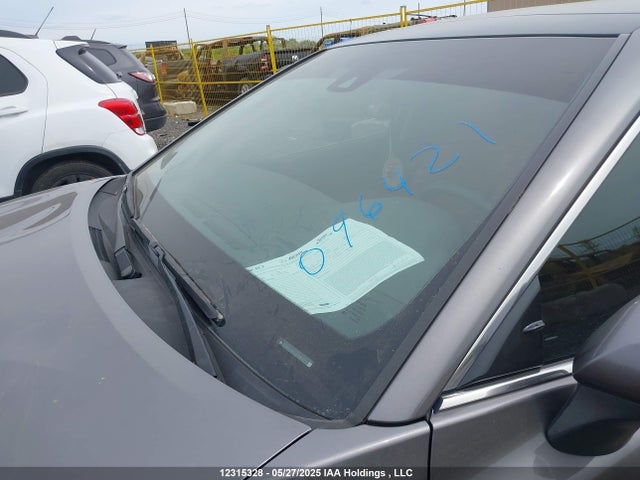 4T1B61HK6JU096421 Toyota CAMRY XSE