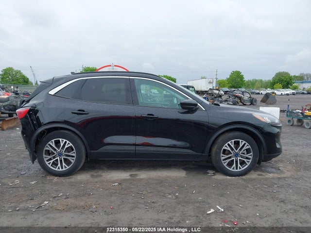 1FMCU9CZ1NUA75365 Ford hev/phev