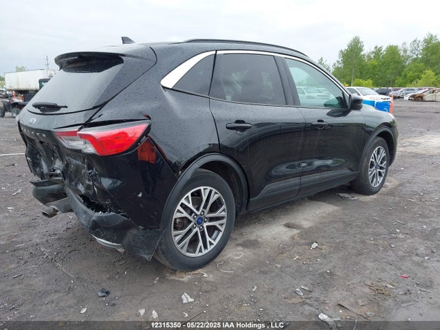1FMCU9CZ1NUA75365 Ford hev/phev
