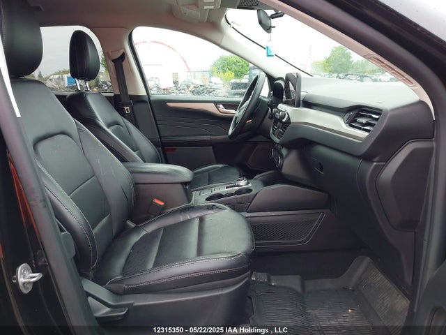 1FMCU9CZ1NUA75365 Ford hev/phev