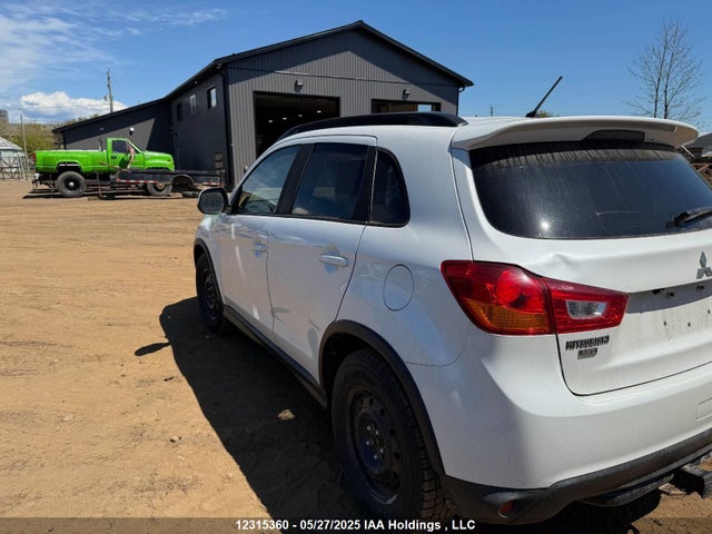 JA4AJ4AW8GZ612975 Mitsubishi Rvr Gt