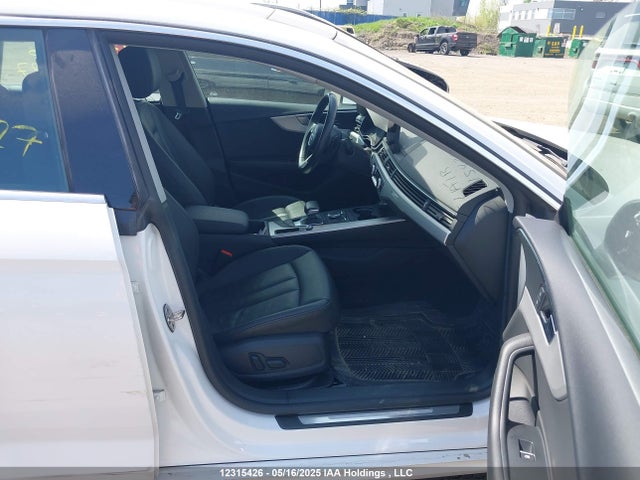 Продажа на аукционе авто 2019 Audi A5 Sportback, vin: WAUANCF55KA040577, номер лота: 12315426