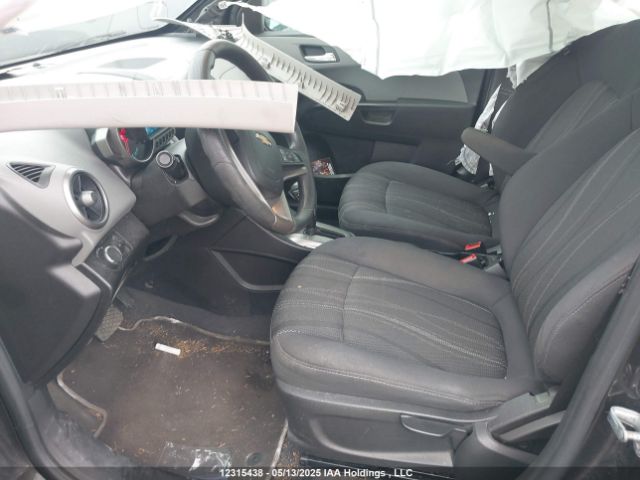 1G1JC5EH4E4205675 Chevrolet luw