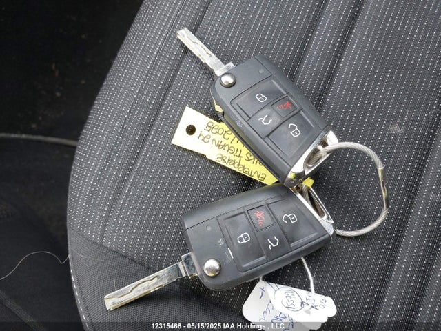 3VVFB7AX4RM036696 Volkswagen tsi