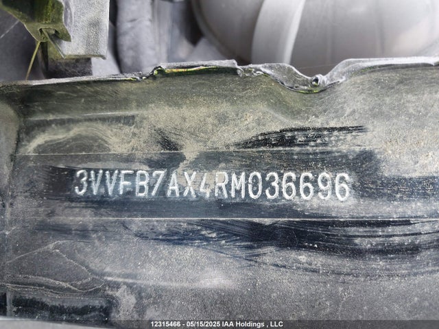 3VVFB7AX4RM036696 Volkswagen tsi