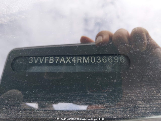 3VVFB7AX4RM036696 Volkswagen tsi
