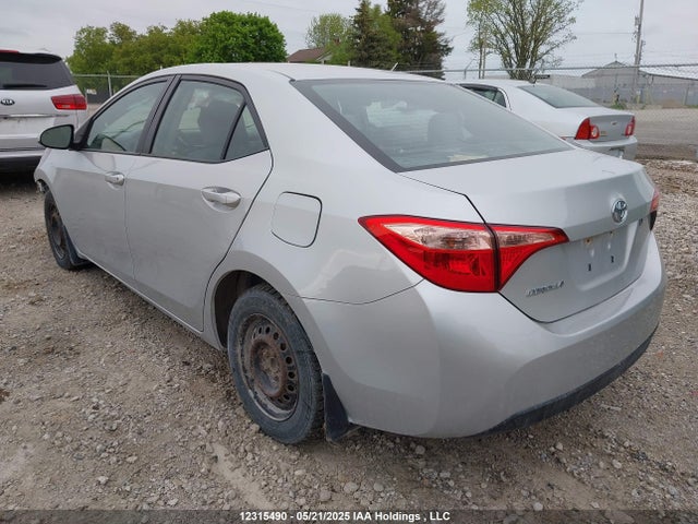 2T1BURHE8KC168494 Toyota COROLLA CE