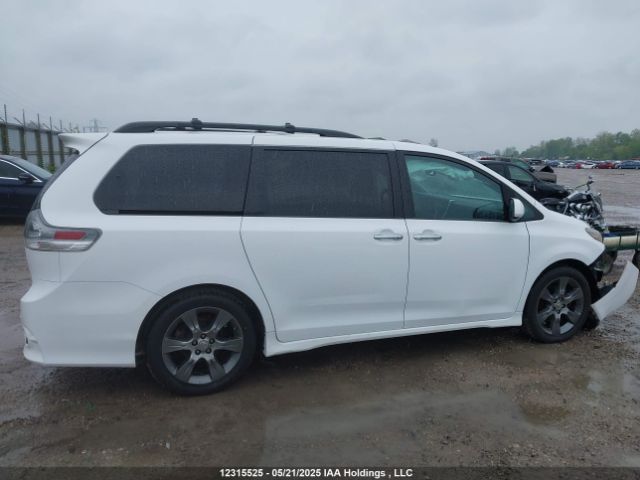 5TDXK3DC7FS565480 Toyota Sienna