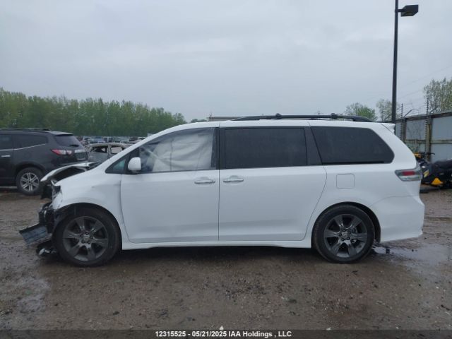 5TDXK3DC7FS565480 Toyota Sienna