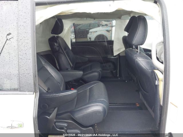 5TDXK3DC7FS565480 Toyota Sienna