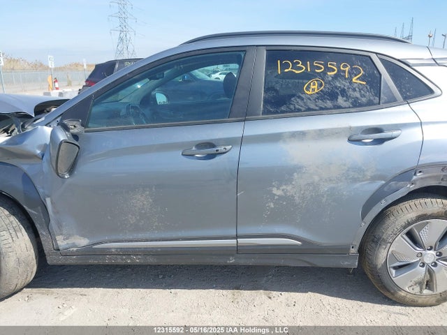 KM8K23AG7MU103930 Hyundai Kona