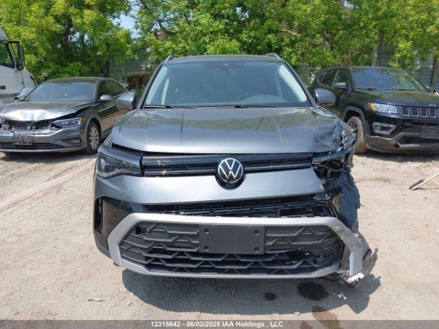 3VVUC7B28SM022832 Volkswagen tsi
