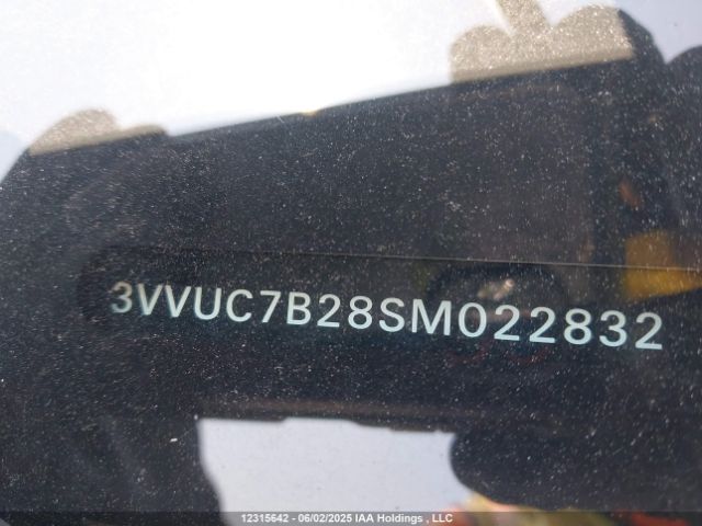 3VVUC7B28SM022832 Volkswagen tsi