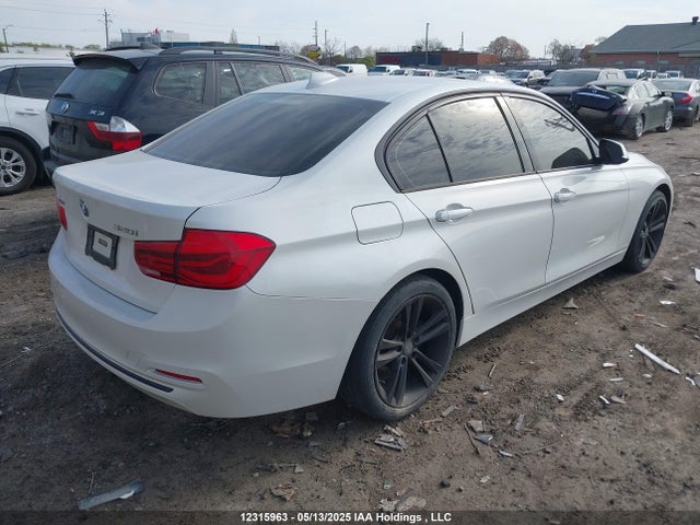 BMW 320i 2016 WBA8A3C53GK551270 Image 4