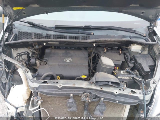 12315997 :رقم المزاد ، 5TDZK3DC2CS204114 vin ، 2012 Toyota Sienna مزاد بيع