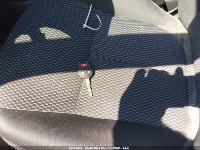3N1CE2CPXEL437777 Nissan VERSA NOTE