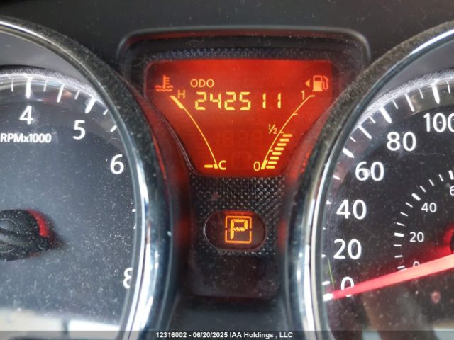 3N1CE2CPXEL437777 Nissan VERSA NOTE