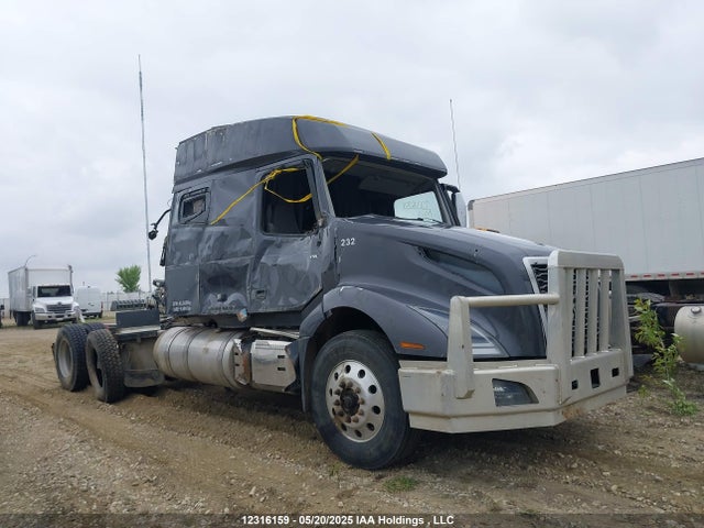Volvo d13 2023 4V4NC9EJ2PN326483 Image 6