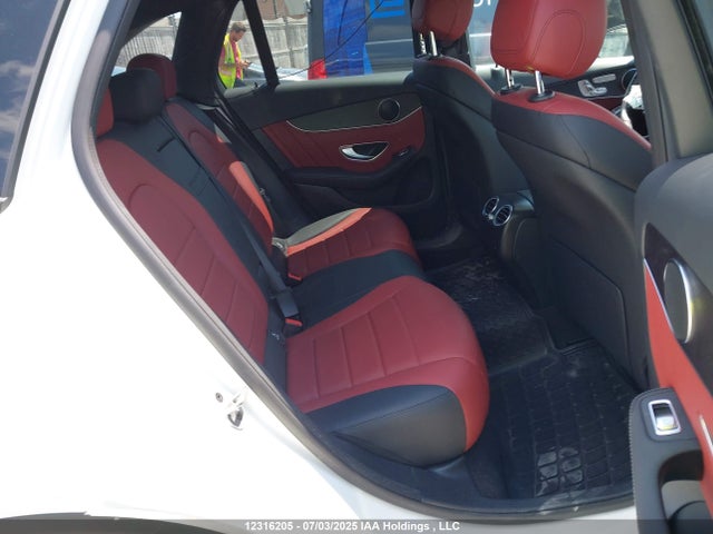 W1N0G8EB3NV384511 Mercedes-Benz m274
