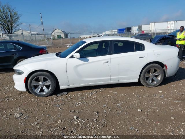 2C3CDXHG3FH824787 Dodge Charger