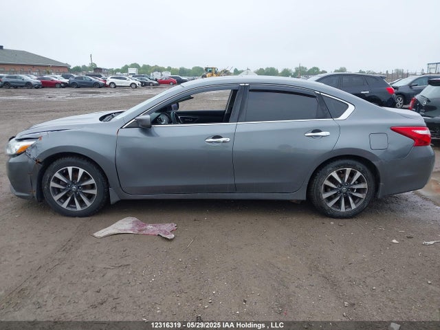 Nissan Altima 2017 1N4AL3AP1HN334552 Image 14