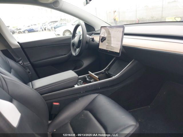 5YJYGDEF8LF015872 Tesla 2020