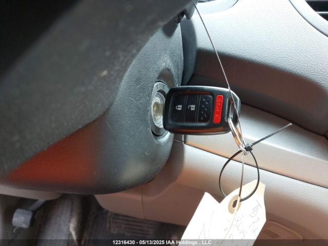 2HKRM4H54EH121112 Honda CR-V EX