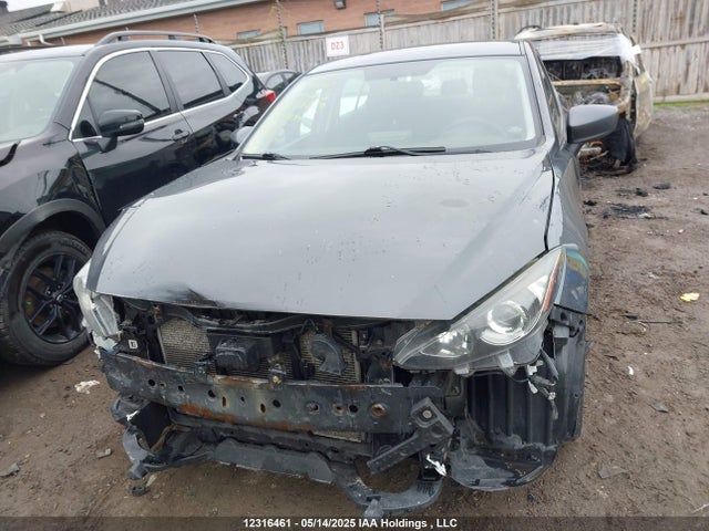 3MZBM1U70FM178343 Mazda pe