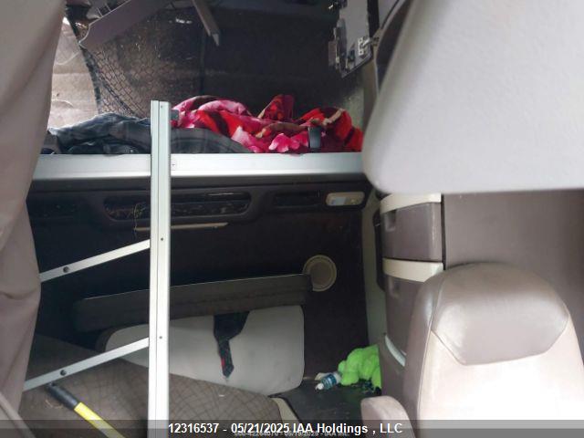 Volvo d13 2018 4V4NC9EJ7JN998739 Image 8