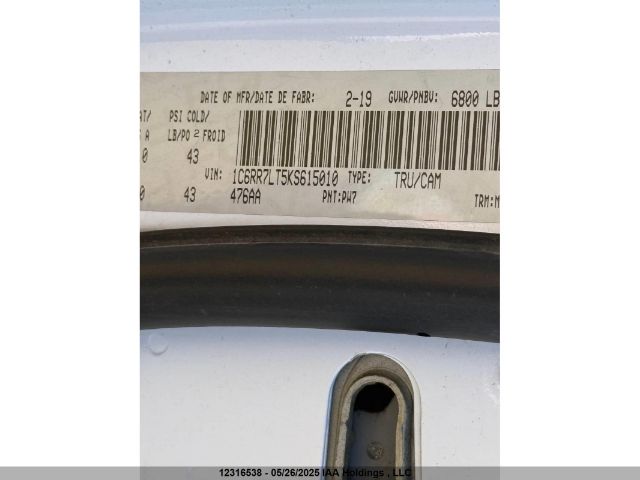 1C6RR7LT5KS615010 RAM 1500 Classic Slt