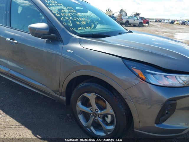 1FMCU9NZ3PUA78932 Ford Escape St-line Select
