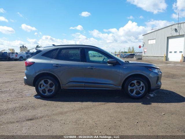 1FMCU9NZ3PUA78932 Ford Escape St-line Select