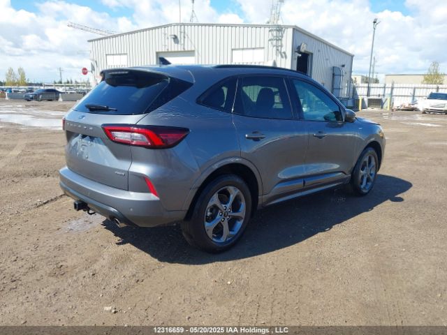 1FMCU9NZ3PUA78932 Ford Escape St-line Select