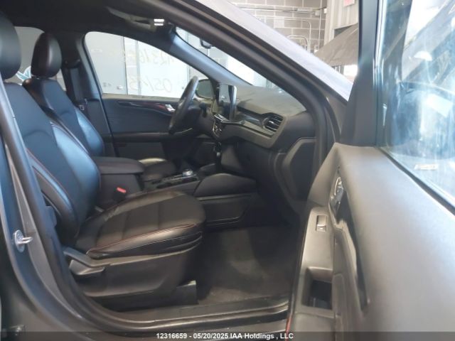 1FMCU9NZ3PUA78932 Ford Escape St-line Select