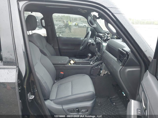 Lexus v35a-fts 2025 JTJVBCDX1S5038932 Image 5