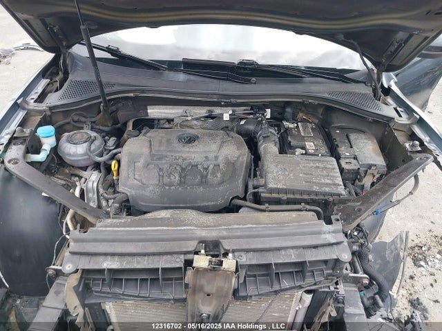3VV8B7AX8PM097037 Volkswagen tsi