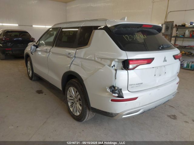 JA4J4UA82NZ608121 Mitsubishi Outlander Se/black Edition