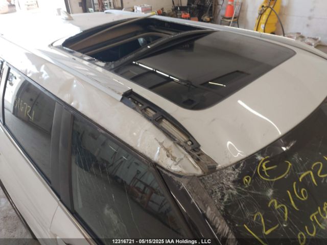 JA4J4UA82NZ608121 Mitsubishi Outlander Se/black Edition