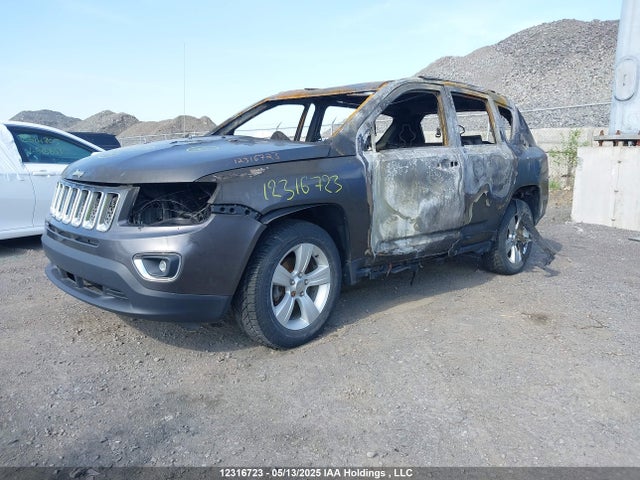 1C4NJDAB9GD752731 Jeep Compass